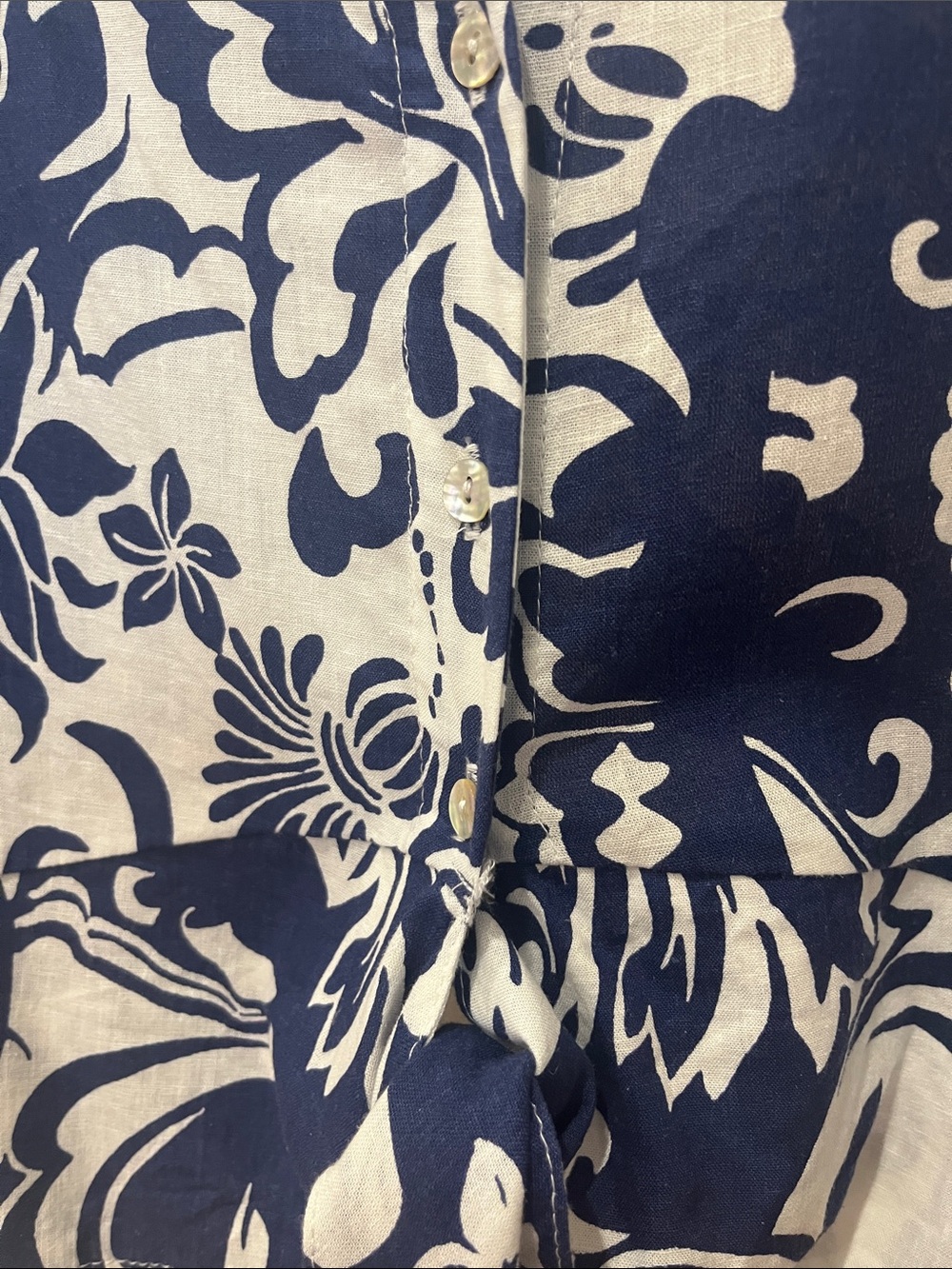 Christian Siriano Navy & White Floral Tie-Front Button Shirt - Picture 2 of 5